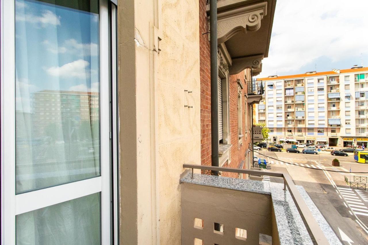 Bengasi Functional Mini Flat Lägenhet Turin Exteriör bild
